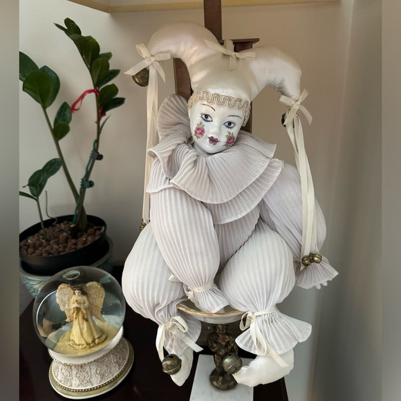 Porcelain Clown doll - Picture 1 of 4